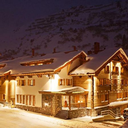 Bentleys House Mountain Residence Zürs Екстериор снимка