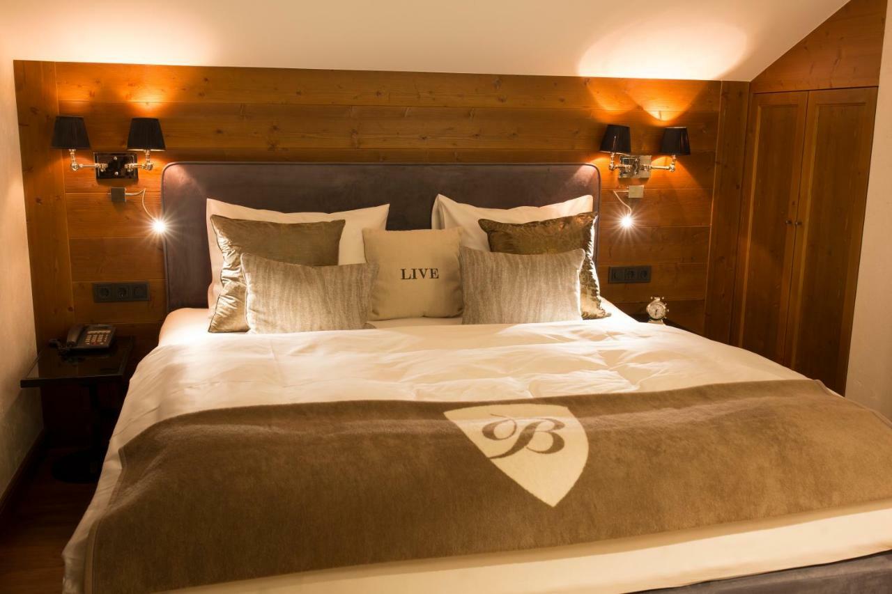 Bentleys House Mountain Residence Zürs Екстериор снимка