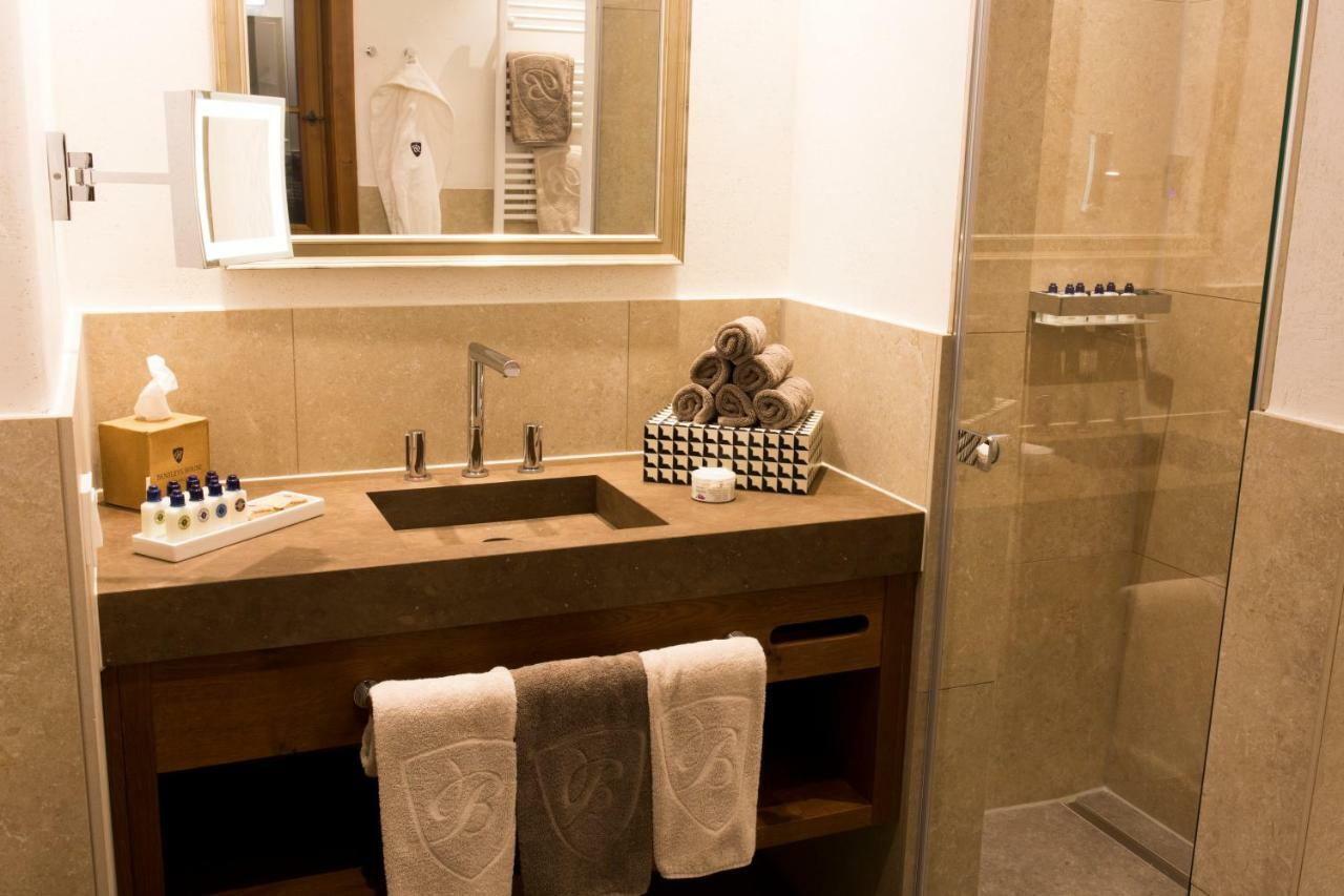 Bentleys House Mountain Residence Zürs Екстериор снимка